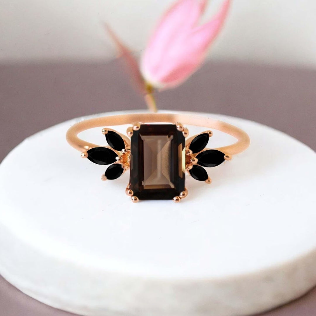Vintage Black Glass Ring