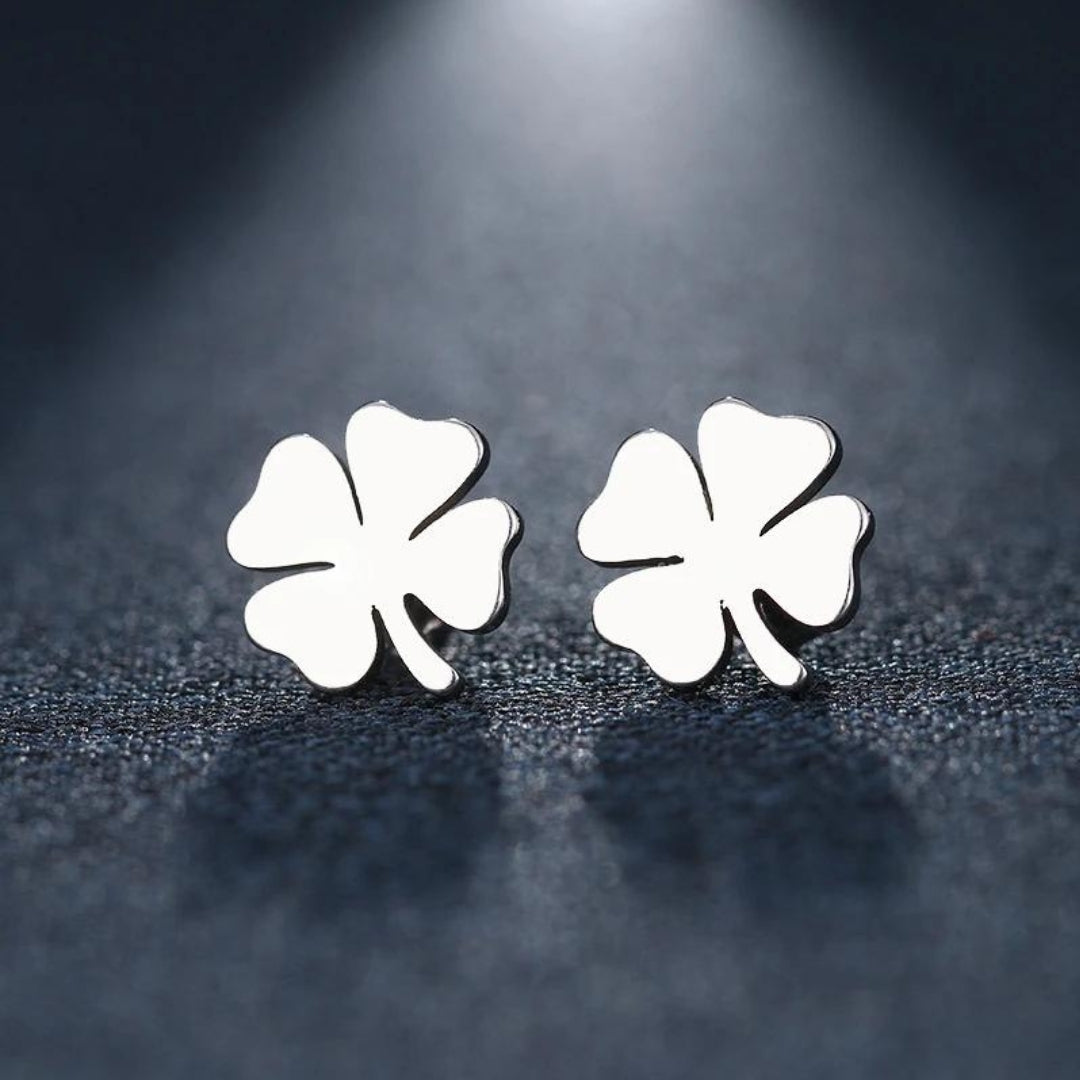 Clover Earrings in Gold and Silver