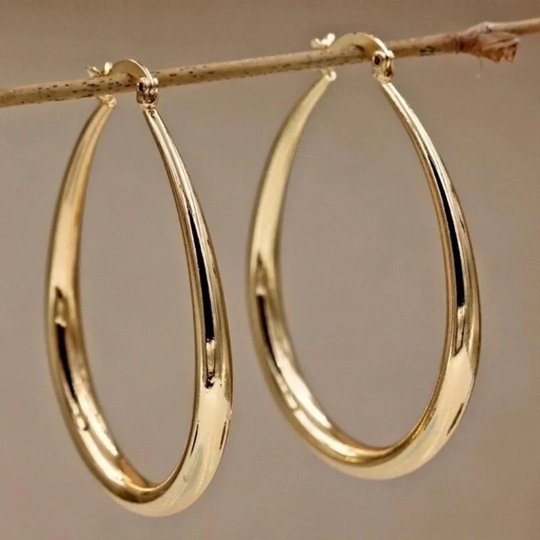 Large Hoop Earrings in Gold