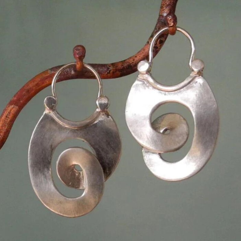 Vintage Hollow Earrings in Silver