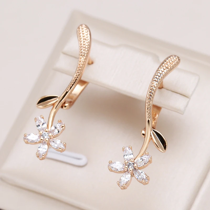 Elegant Crystal Daisy Earrings