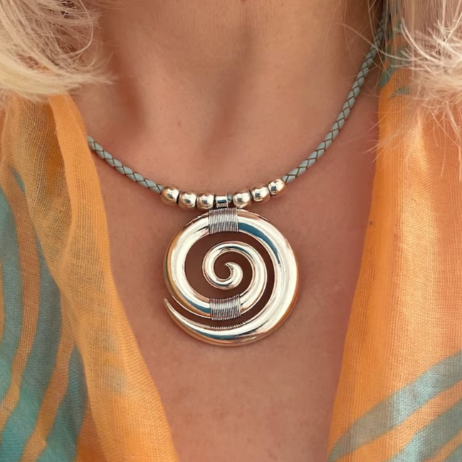 Vintage Spiral Silver Necklace