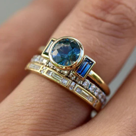 Vintage Elegant Blue Ring